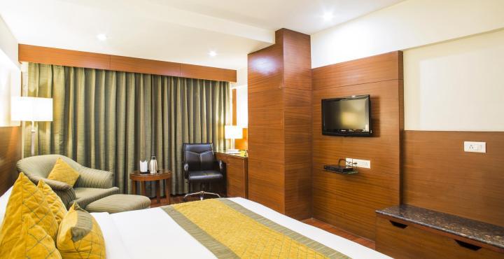 Hotel Royal Cliff Kanpur Exterior foto